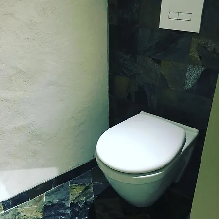 Casa Chjuca Au Cœur De La Citadelle Bastia (Corsica)